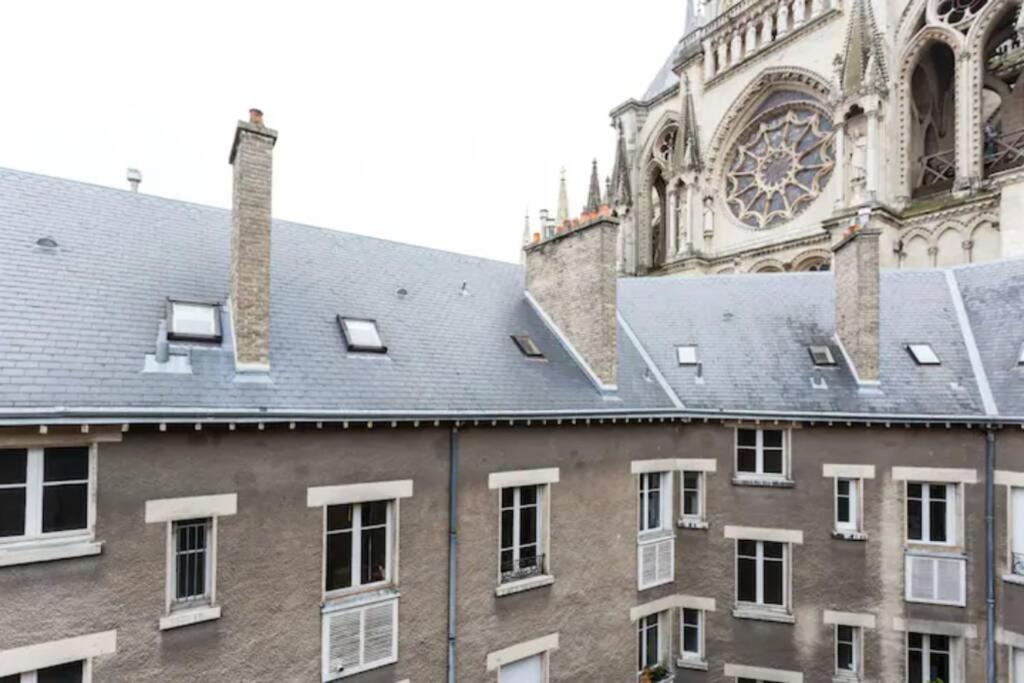 Hyper Centre Cathedrale Reims Exterior photo